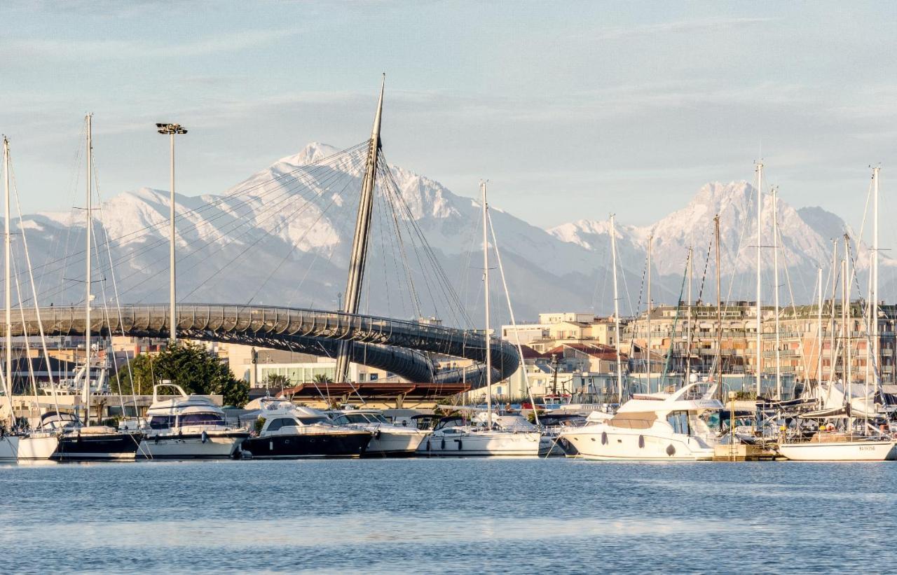 ペスカーラCasa Klimt Vicinissima Al Mare Parcheggio Privato Gratuito Se Disponibileアパートメント エクステリア 写真