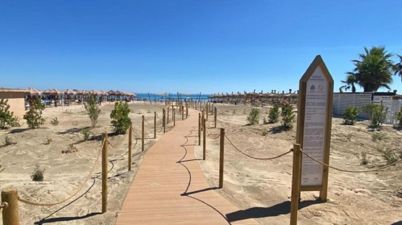 ペスカーラCasa Klimt Vicinissima Al Mare Parcheggio Privato Gratuito Se Disponibileアパートメント エクステリア 写真